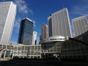 【新宿区で会社設立】“日本最大級のターミナル”を味方にする。起業準備と創業支援制度のまとめ